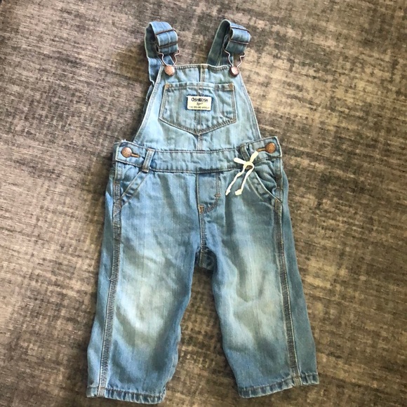 OshKosh B'gosh Other - 9 month oshkosh Jean overalls